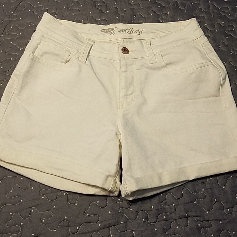 Old Navy white jean shorts size 2